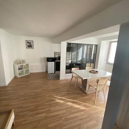 Appartement T2 Centre Ville Ντολ Εξωτερικό φωτογραφία